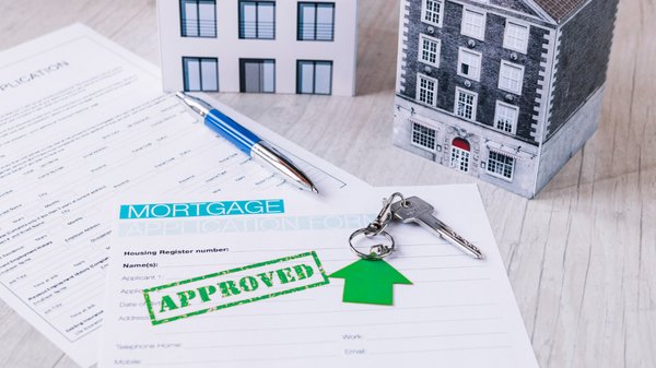 Maximisez vos rendements en intégrant les SCPI dans votre PEA !